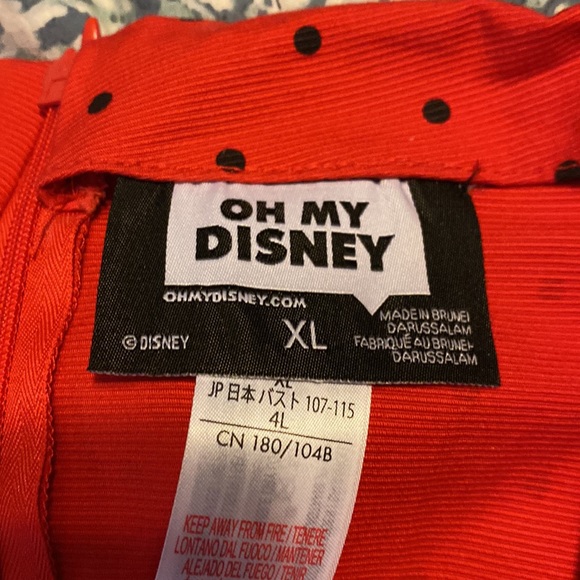 Oh My Disney XL mini skirt red with black dot and Mickey head pattern - Picture 4 of 7